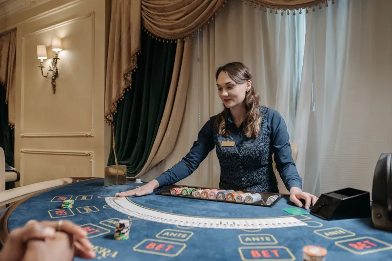 Your Slot Session Ends in 12 Minutes. Your Blackjack Table Wants to Talk About It.